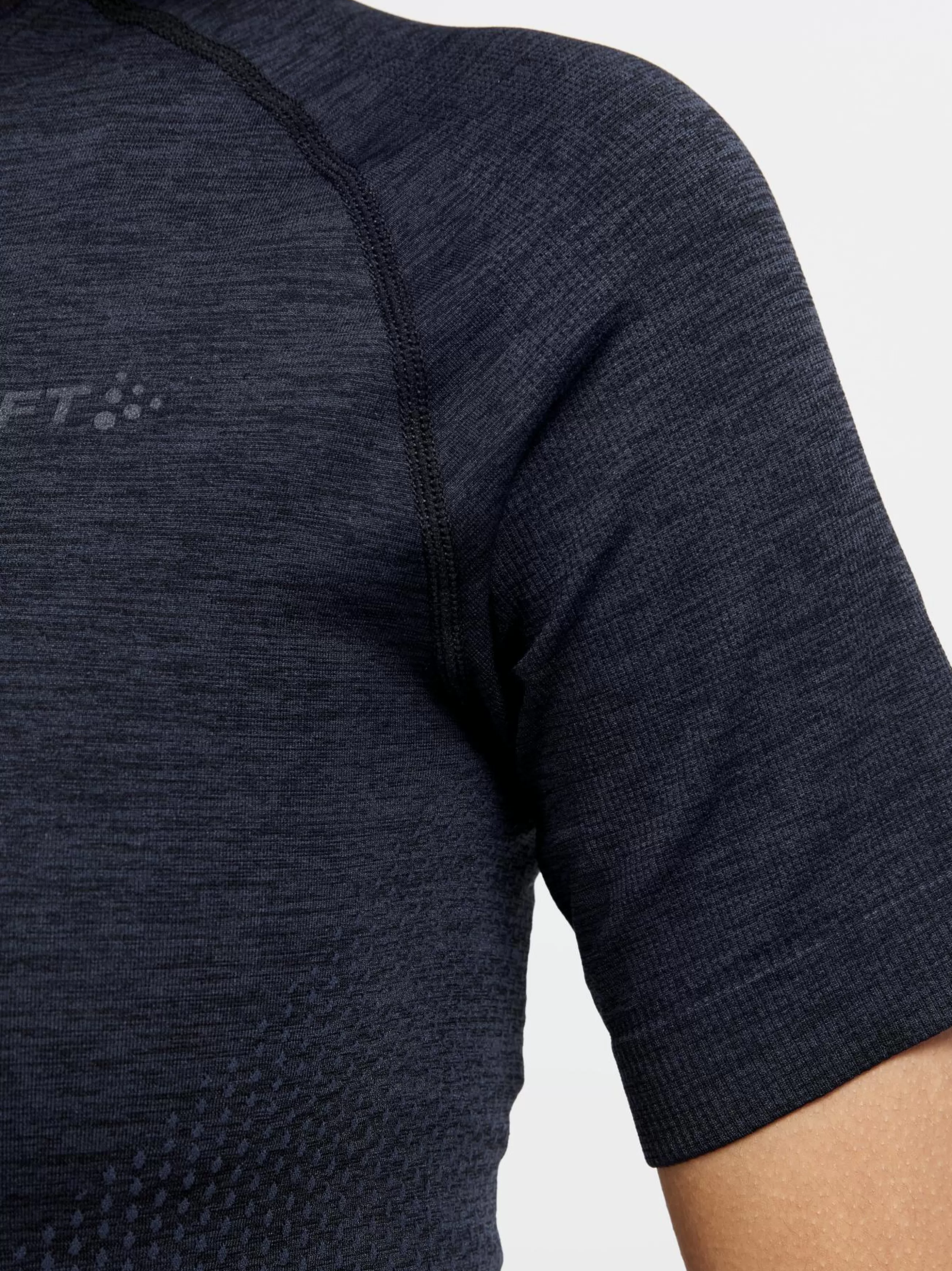 Women CRAFT Women's CORE Dry Active Comfort Short Sleeve